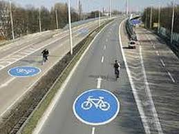 La prima autostrada per biciclette. 60 km da pedalare nel cuore della Germania